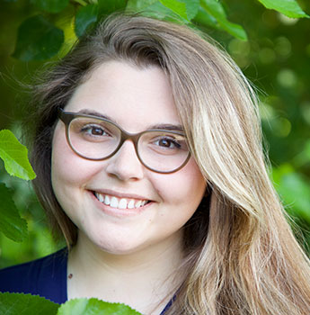 staff-alex Dental assistant
